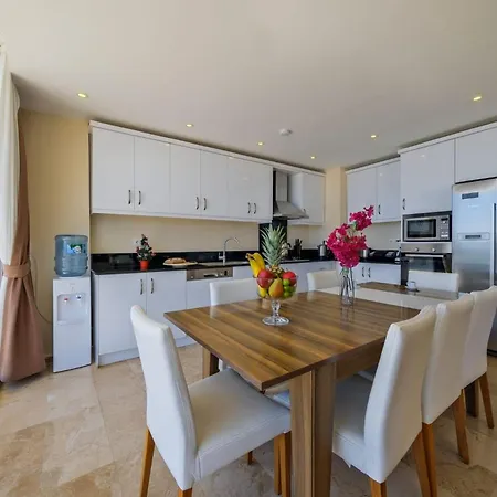 Lumiere 2 Luxurious 4 Bed In Kiziltas With Sea Views 别墅 *