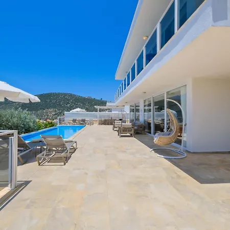 Lumiere 2 Luxurious 4 Bed In Kiziltas With Sea Views 别墅