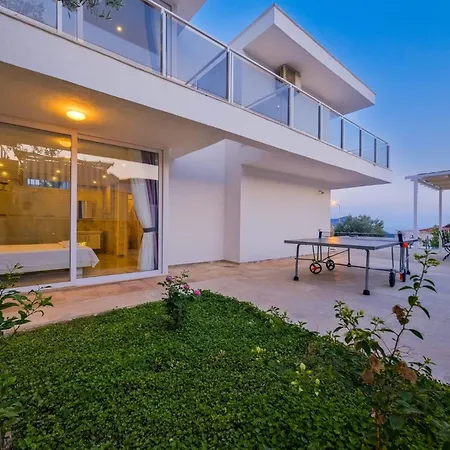 别墅 Lumiere 2 Luxurious 4 Bed In Kiziltas With Sea Views *
